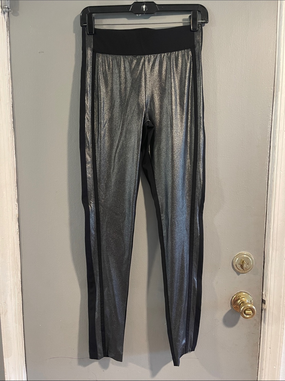 No Ka Oi Metallic Silver High-Waist Leggings with Side Stripe‎